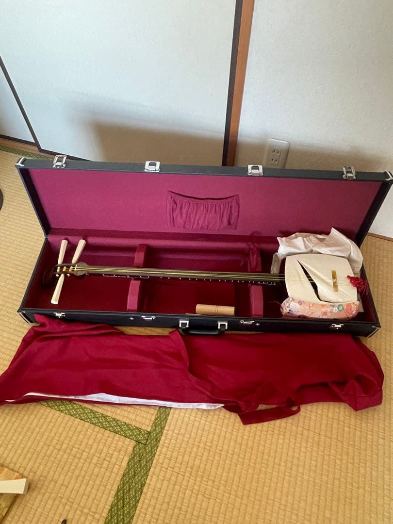 三味線　紫檀 糸巻 撥 天然素材