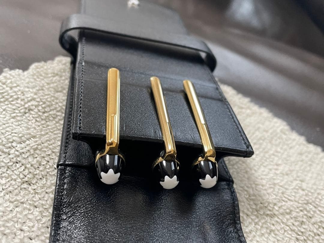◾️MONT BLANC モンブラン ◾️黒レザーペンケース ◾️シエナ 3本差し◾️