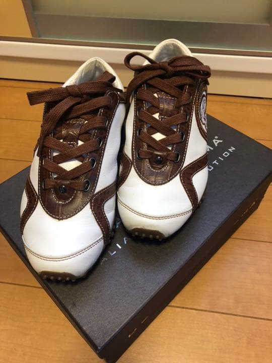 【美品】DUCA DEL COSMA レディースゴルフシューズ23cm