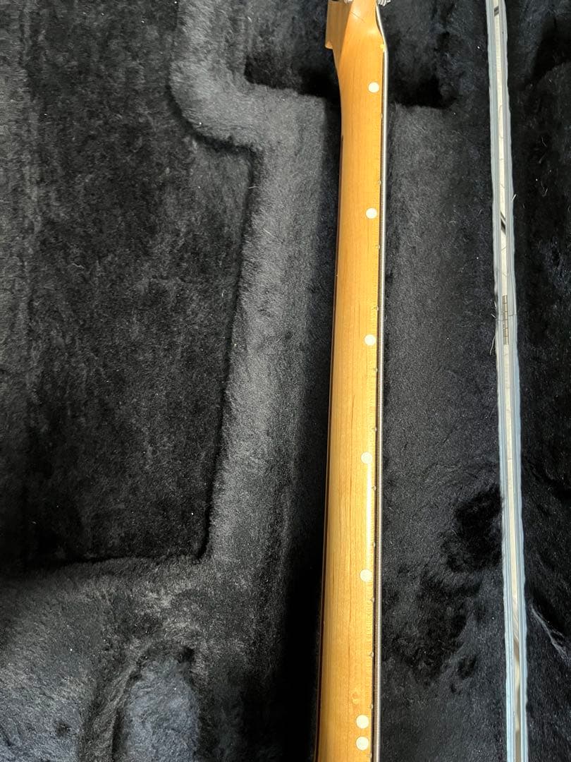 ベース Fender Deluxe Active Jazz Bass V