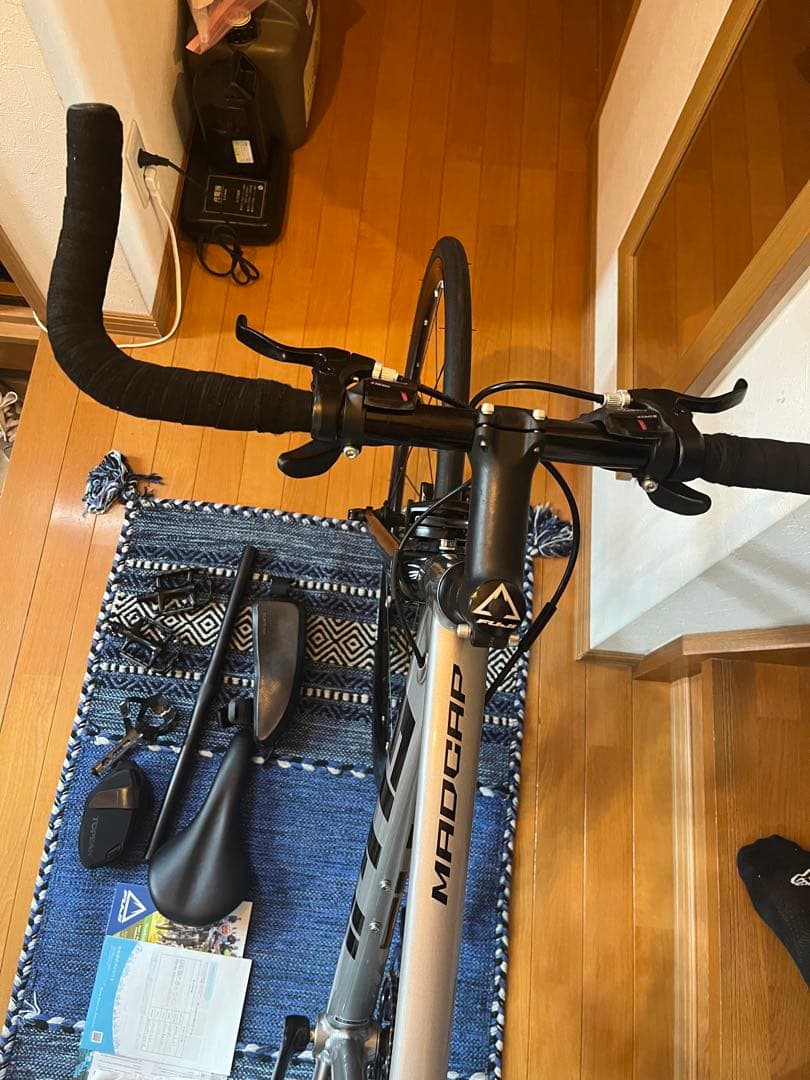 FUJI MADCAP 52 ロードバイク シルバー フジ　マッドキャップ