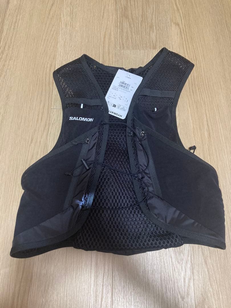 新品タグ付き　Lサイズ サロモン ACTIVE SKIN 12 フラスクなし