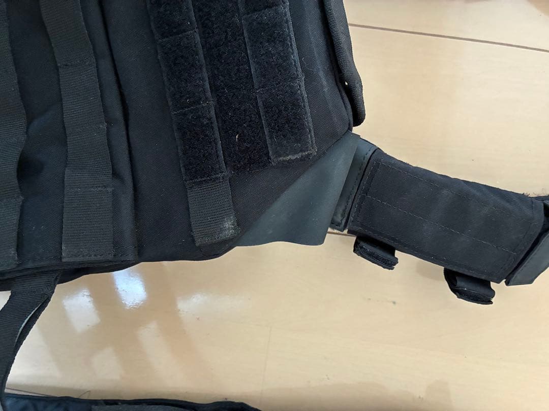 実物ウォーリアー　アサルト　システム プレートキャリア M ブラック