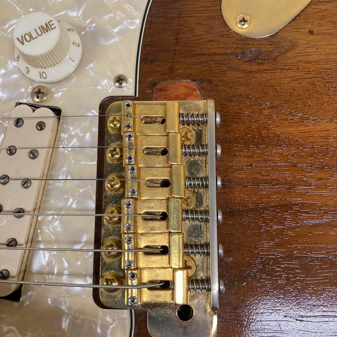 Moon ウォルナット/エボニー ストラトキャスター