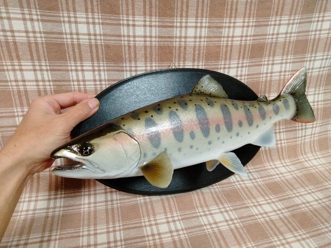 ハンドメイド　39cmヤマメ壁掛け　フィギュア　レプリカ　オブジェ　魚釣り