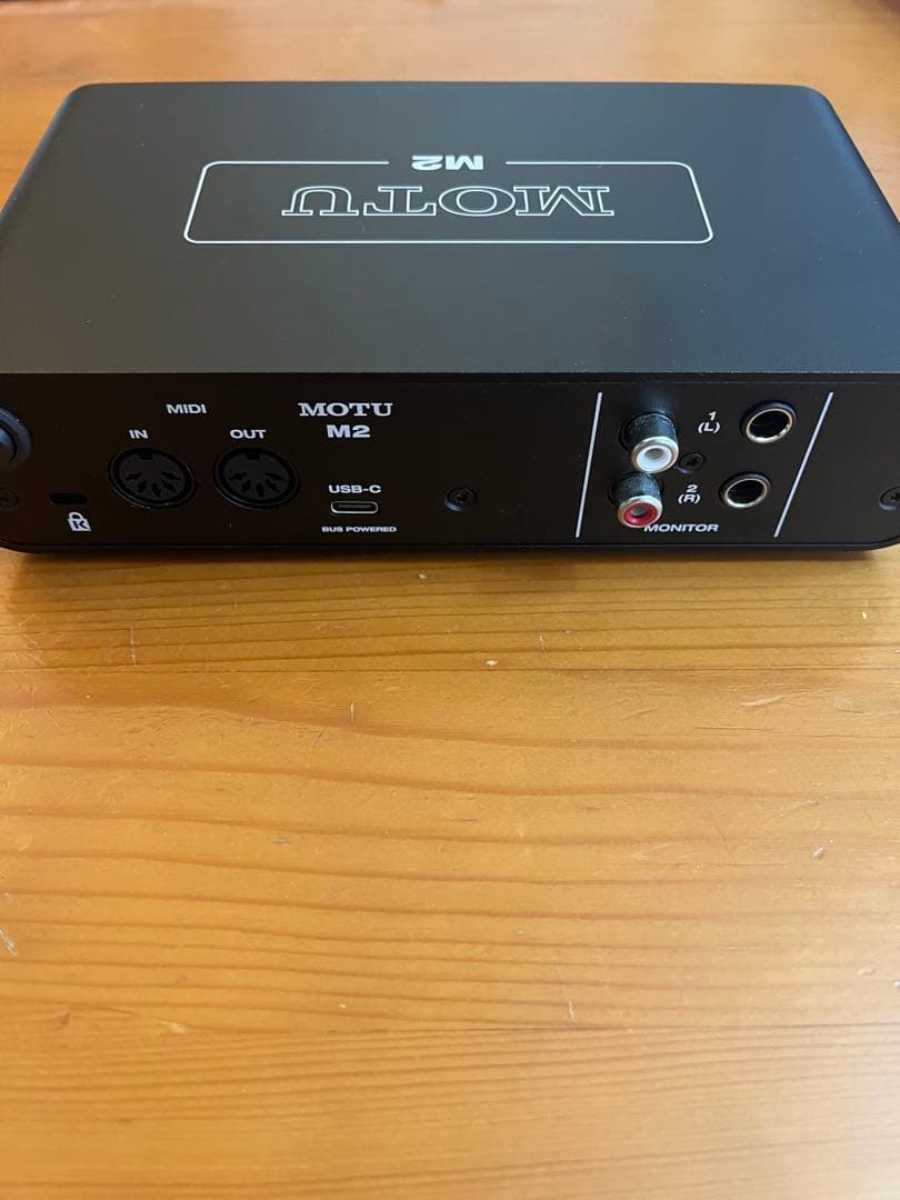 おまけ付きMOTU M2 2 オーディオインターフェイス