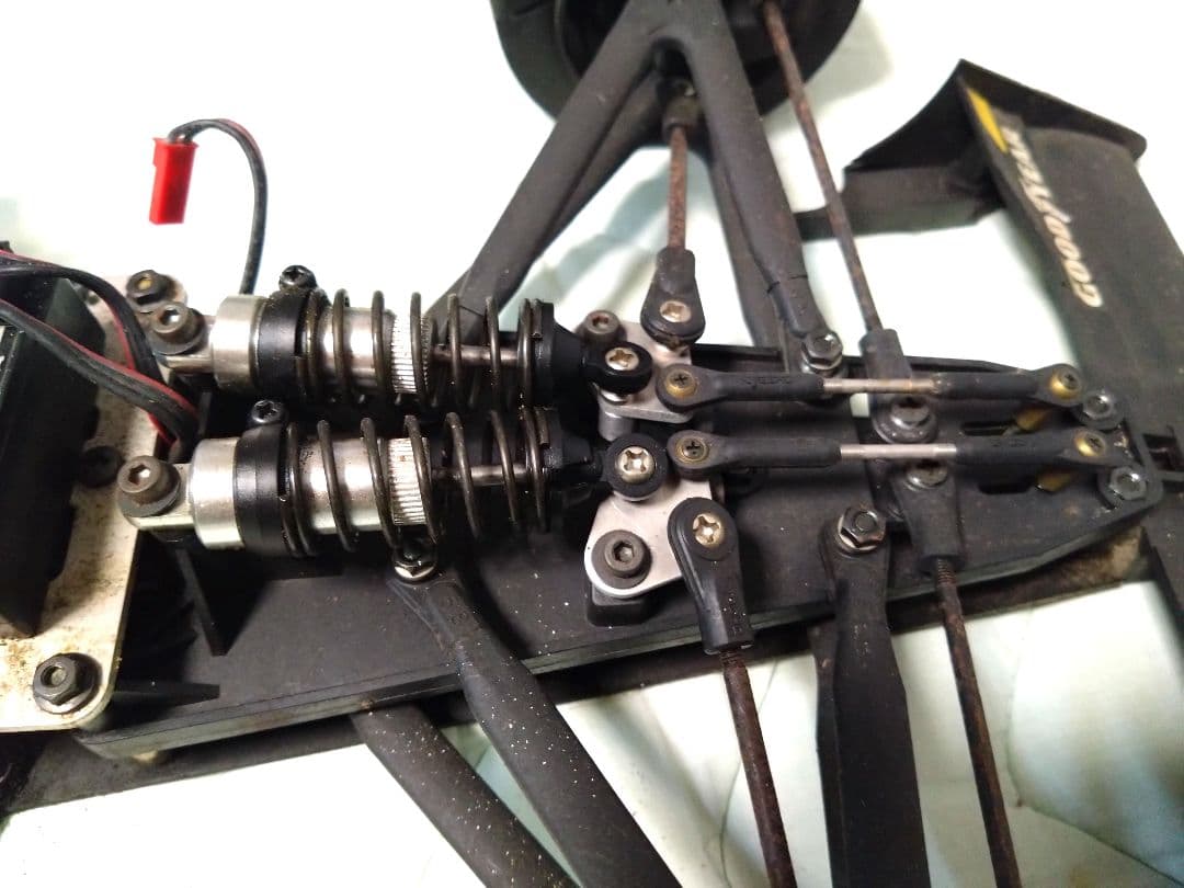 京商フェラーリ　FERRARI 642/F1-91 1/8 エンジンRC