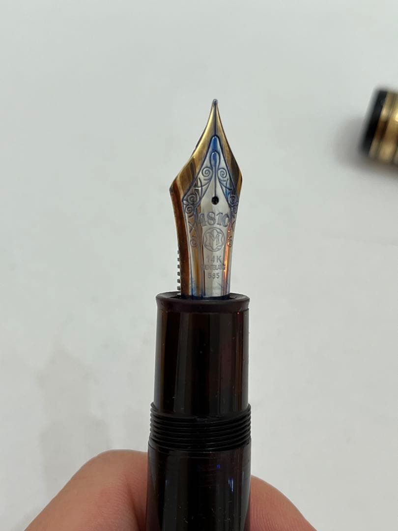 MONTBLANC マイスターシュテュック149 4810 14k 585