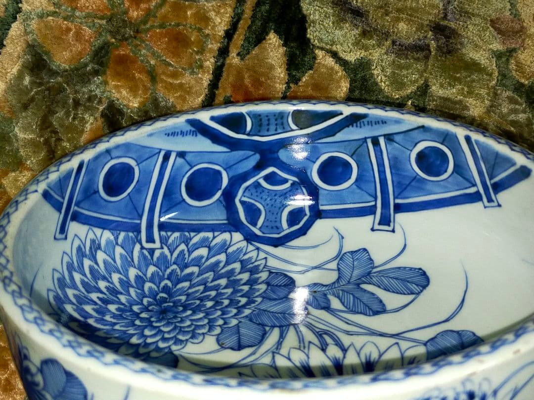 ♥伊万里♥　成化年製　♥中鉢♥　鉢　染付　骨董　古玩