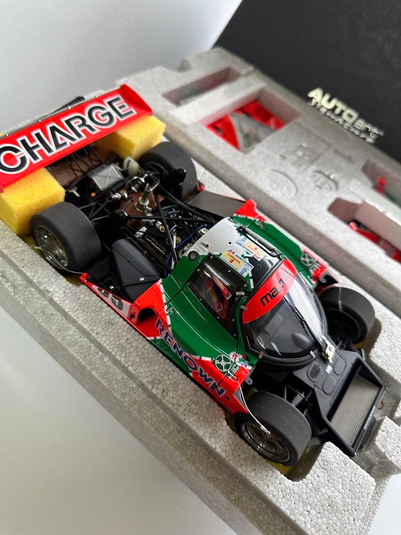 オートアート 1/18 マツダ 787B ルマン優勝車