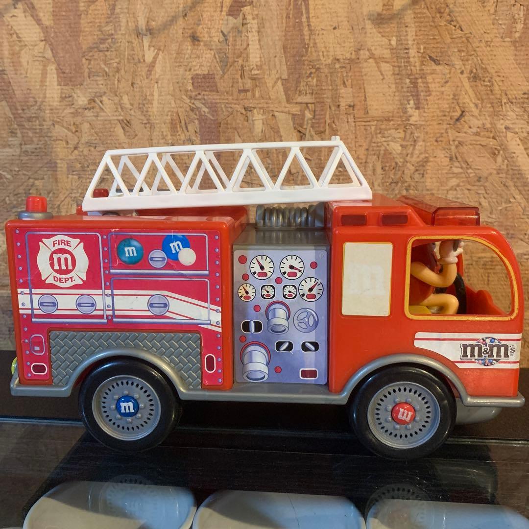 M&M's 消防車 チョコディスペンサー　レア
