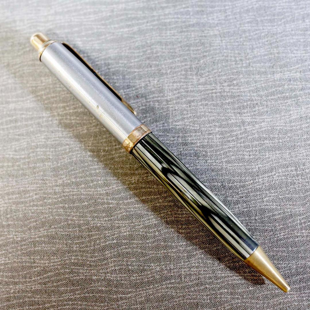 【レア】モンブラン シャープペン ６７２ ＰＩＸ グリーンストライプ