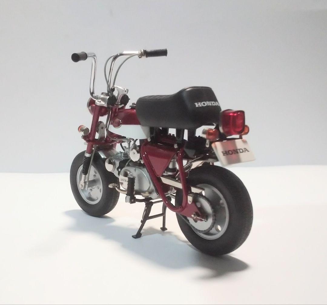 【 新品 】エブロ 1/10 ホンダ モンキー Z50Z
