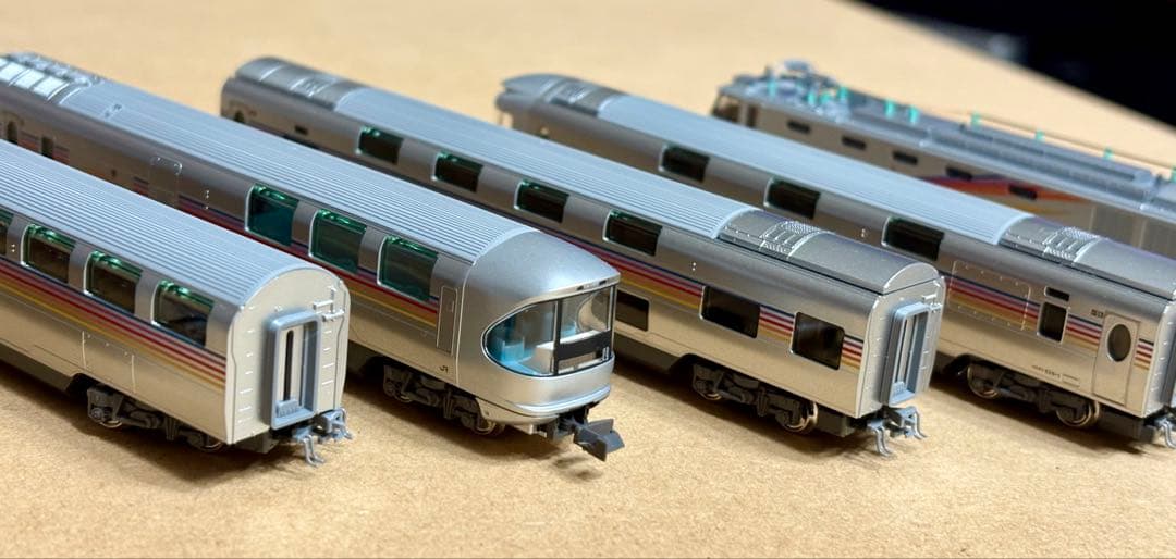 KATO / E26系「カシオペア」基本セット(4両)+増結セットA(3両)