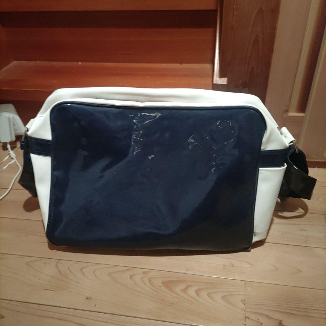 スポーツバック