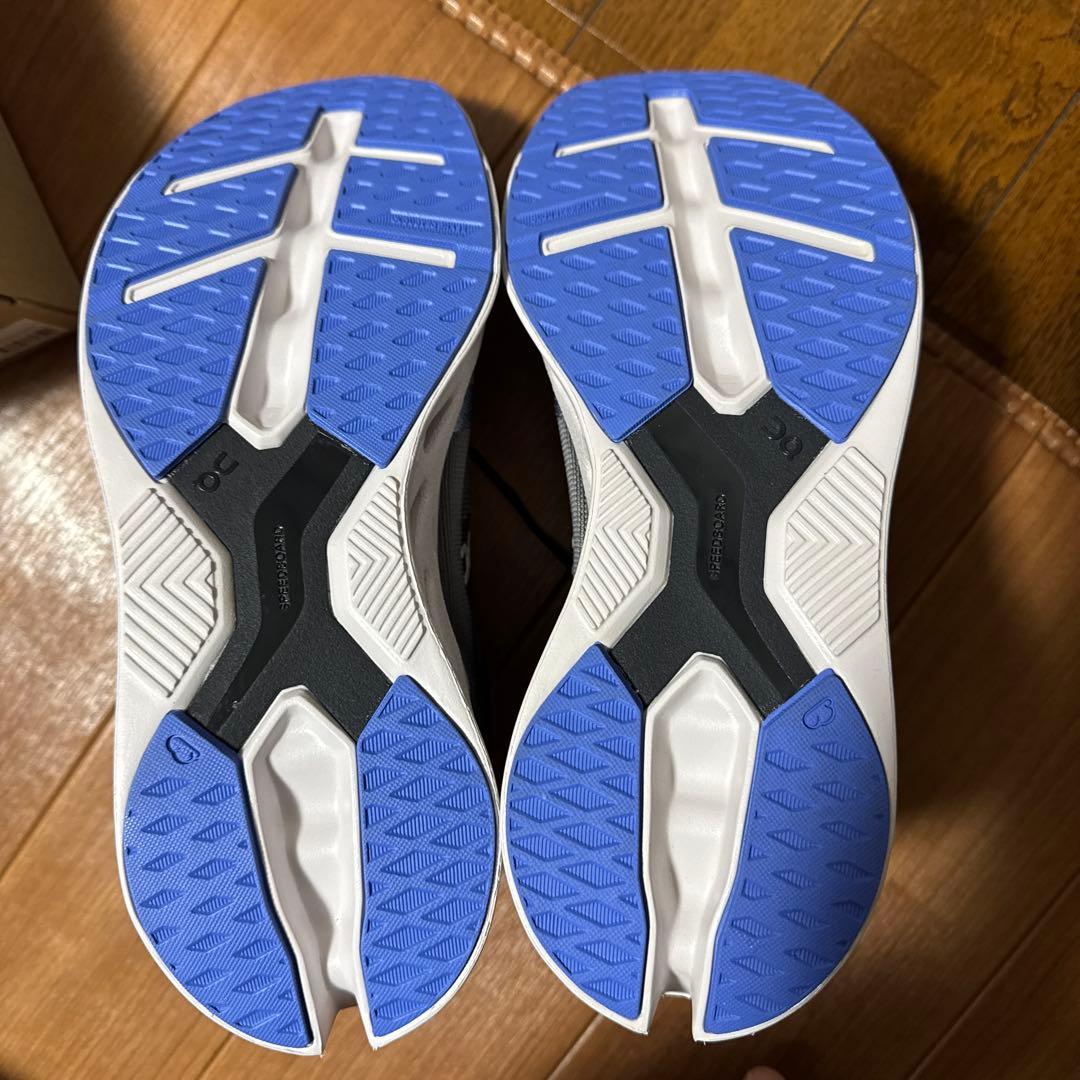 onオン クラウドエクリプス ブラック×フロスト25㎝新品未使用品