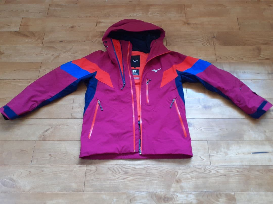 【美品】ミズノ　 スキーウェア　ジャケット　S　マムート　モンベル　パタゴニア