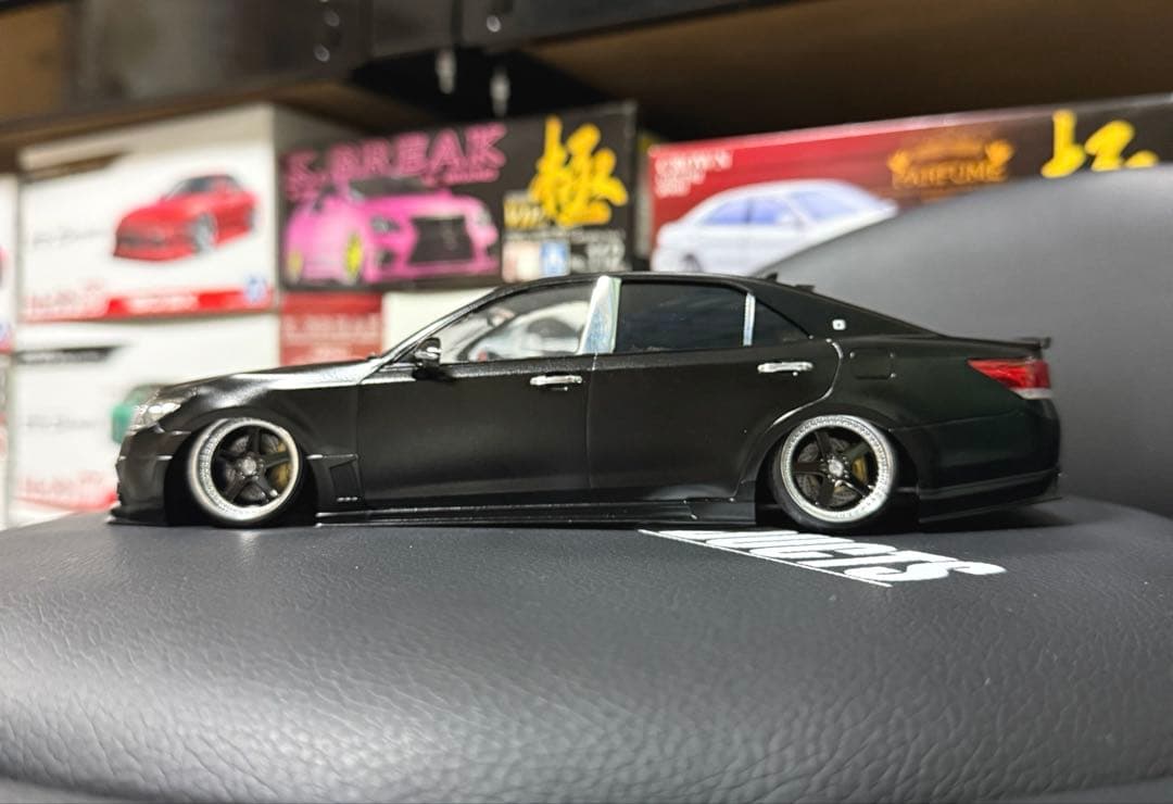 アオシマ ROJAM GRS214 クラウン アスリート VIPcar