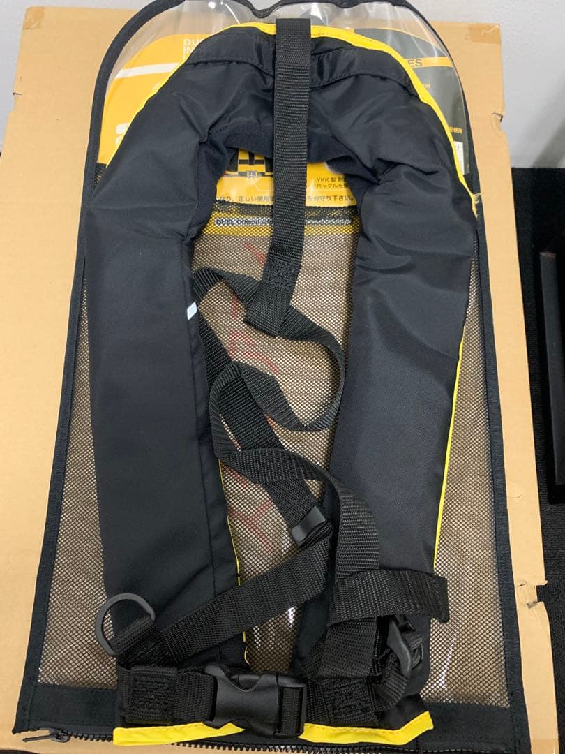 DUEL インフレータブルライフジャケット