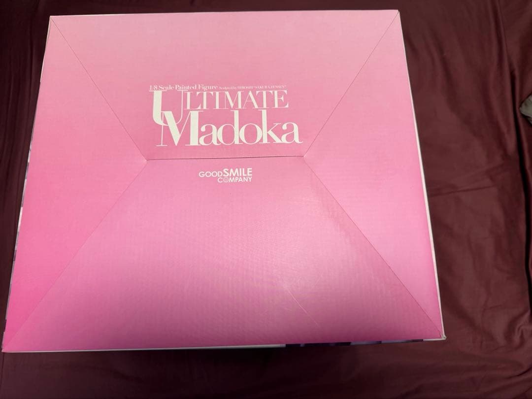 アルティメットまどか 1/8スケール フィギュア