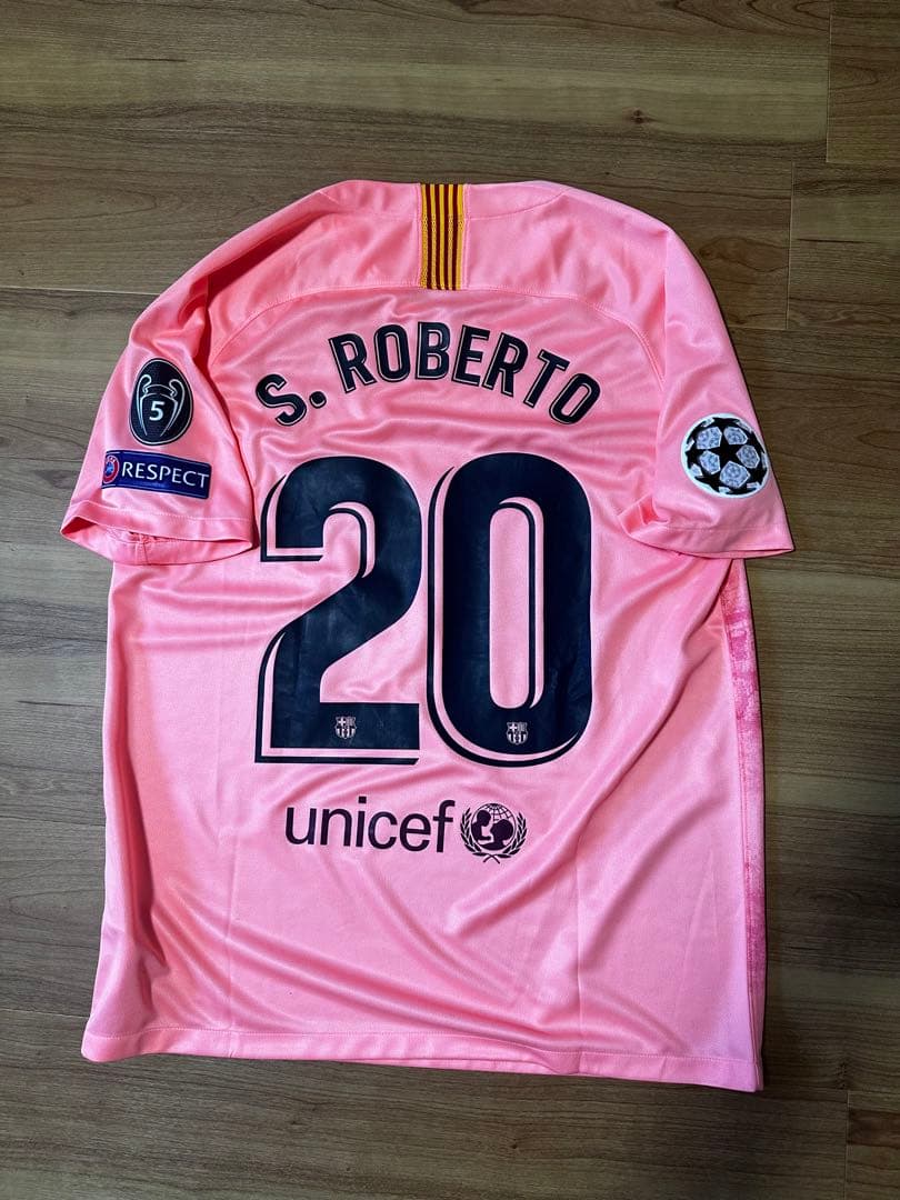 バルセロナ 18/19ユニフォーム セルジ・ロベルト 20番