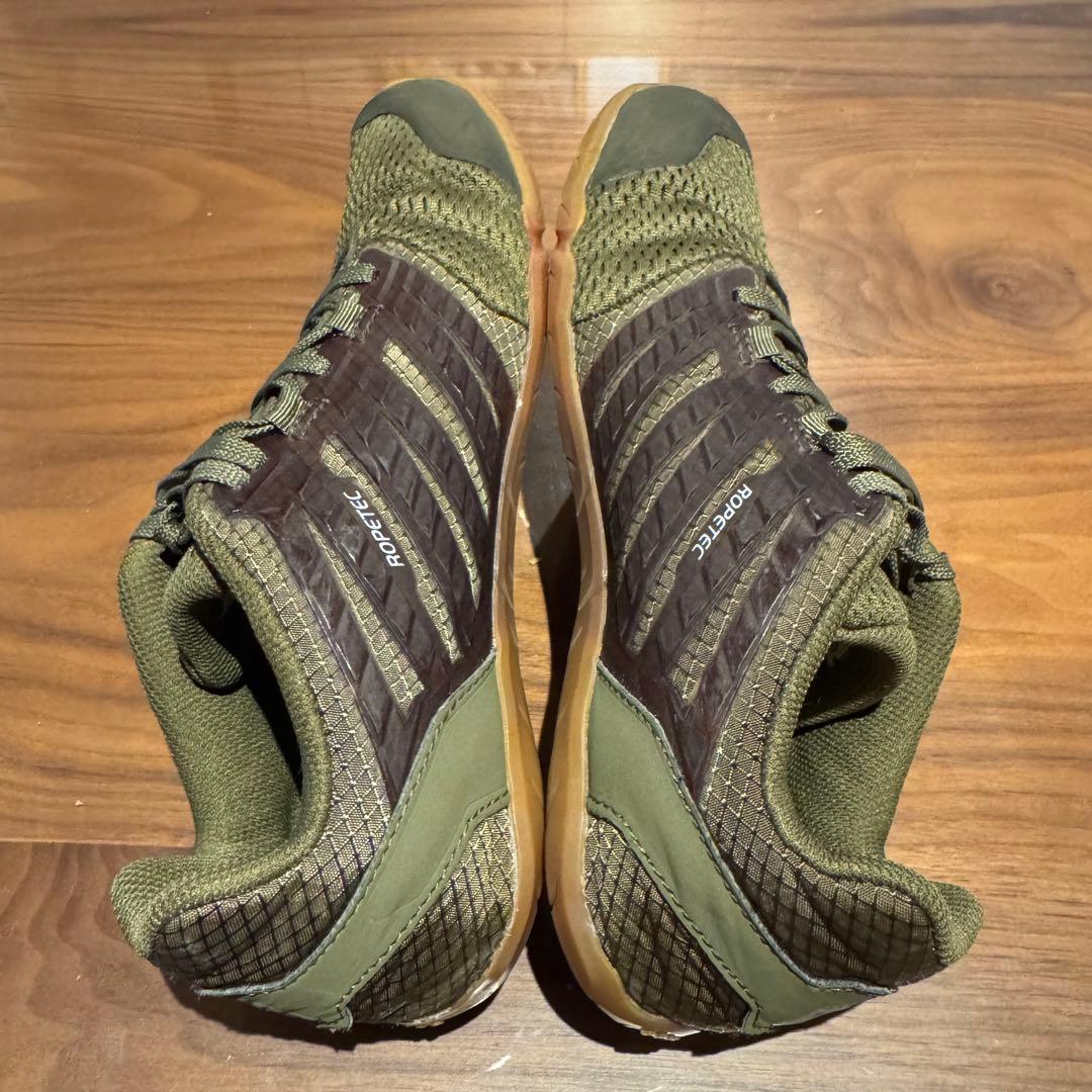 イノヴェイト inov-8 BARE-XF210 V2 カーキ　25.5cm