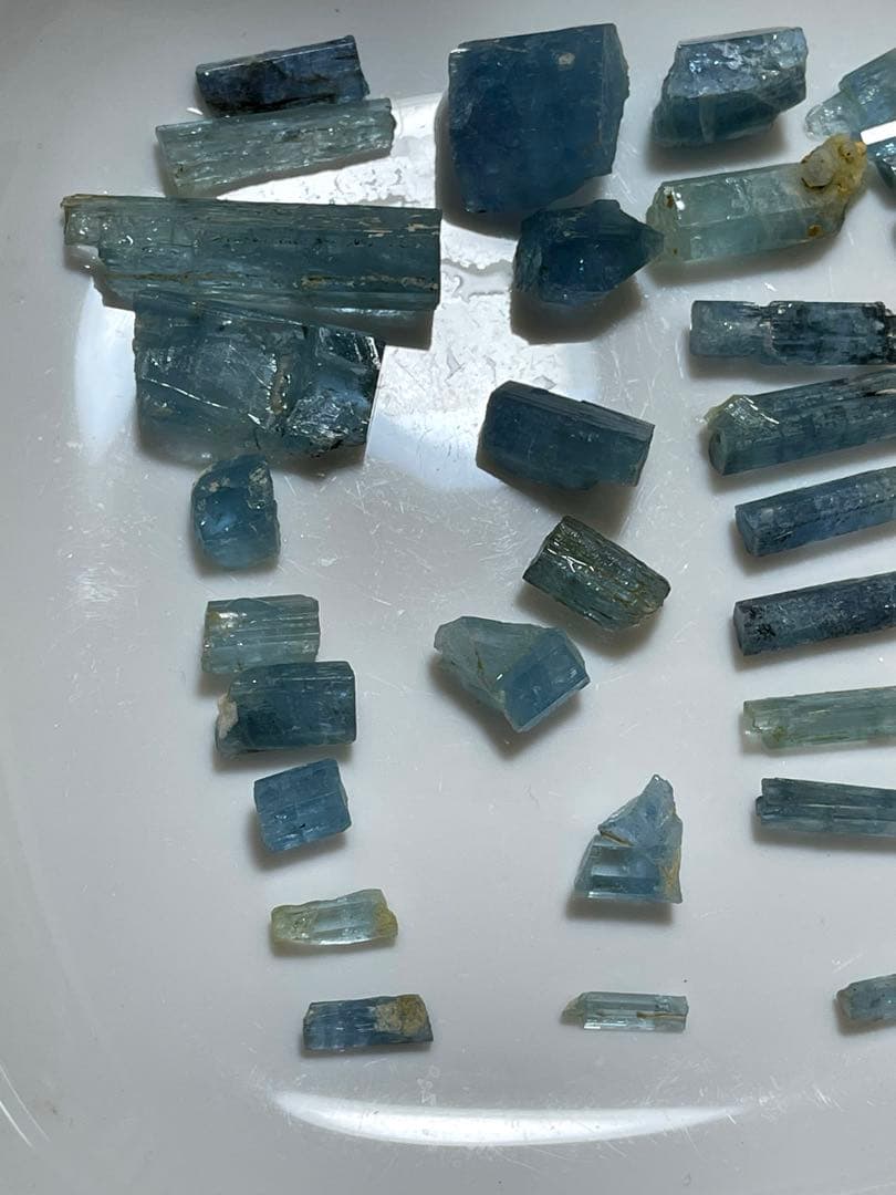 天然アクアマリン　ベトナム産　313.85 ct