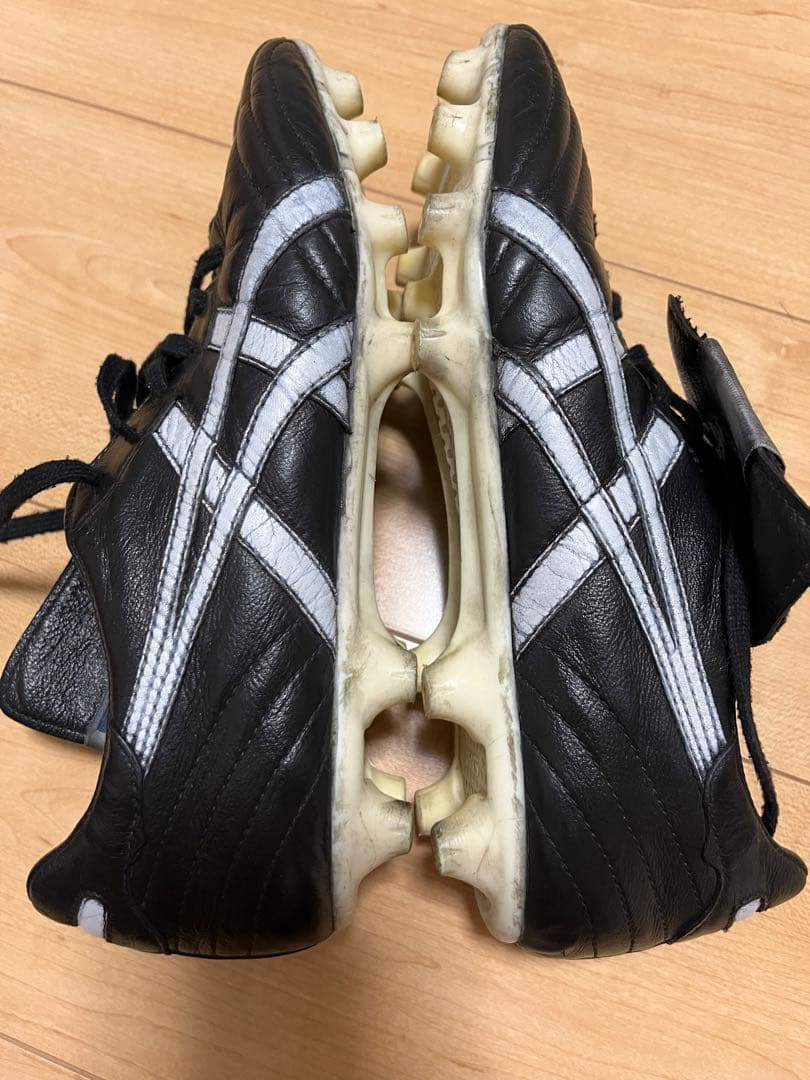 アシックス　asics インジェクター2002 復刻版　25.5センチ　サッカー