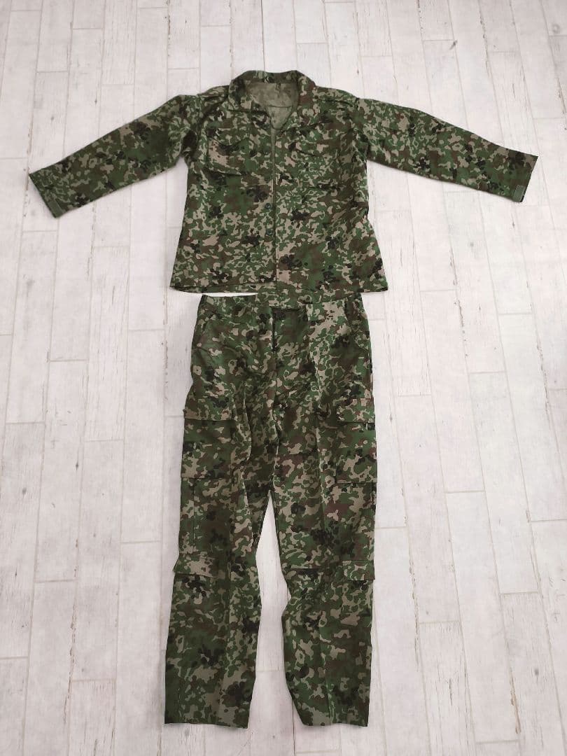 迷彩戦闘服セット（長袖ジャケット・パンツ）PX品