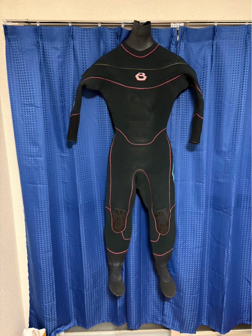 プ*須様 ビーウェットBEWET ドライスーツ レディース　スパイダー