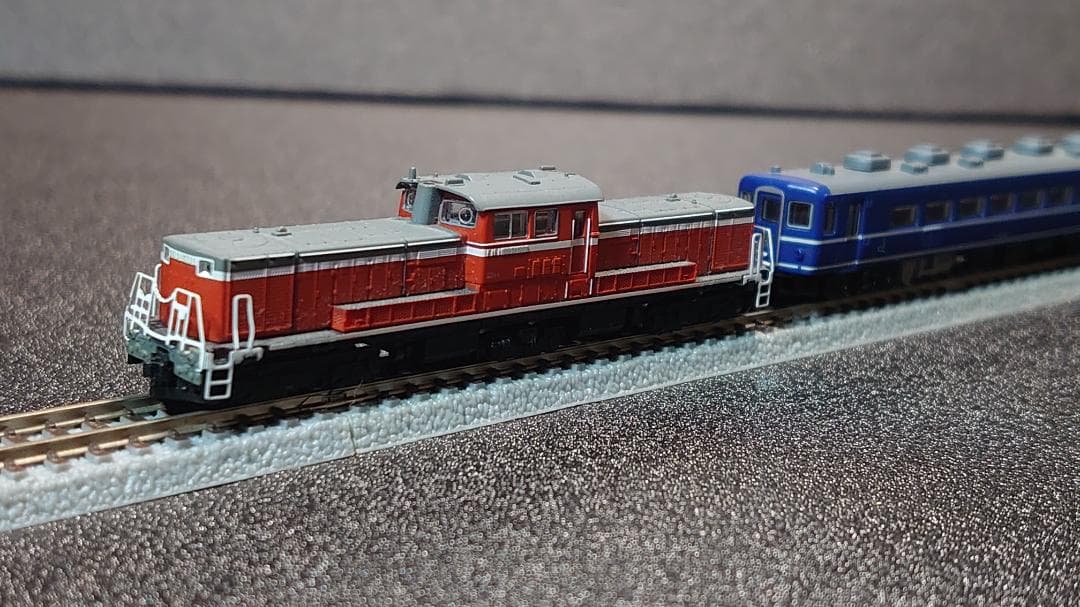 ロクハン Zゲージ DD51+国鉄14系 特急形客車 6両セット（室内灯取付済）