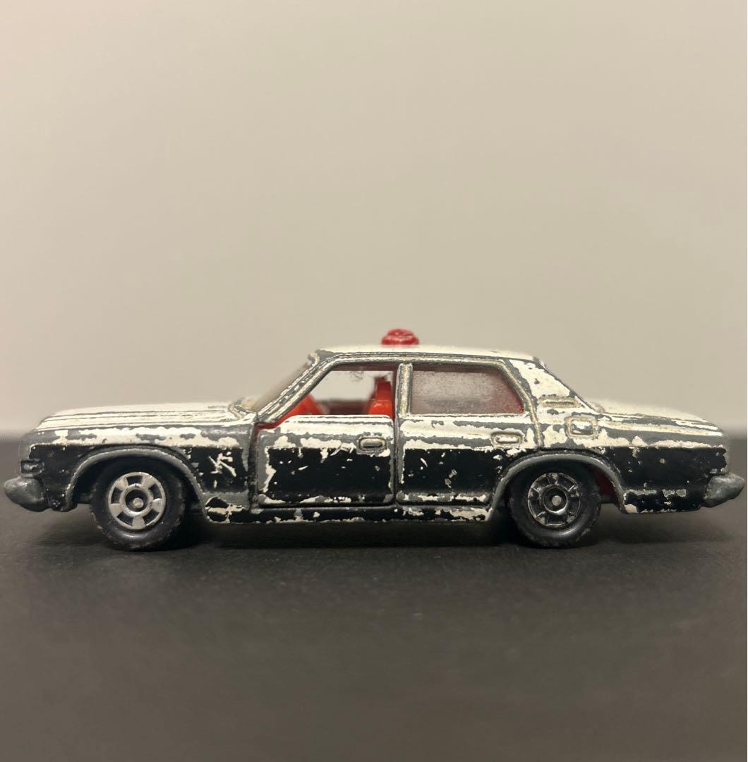 トミカ クラウン パトロールカー 日本製