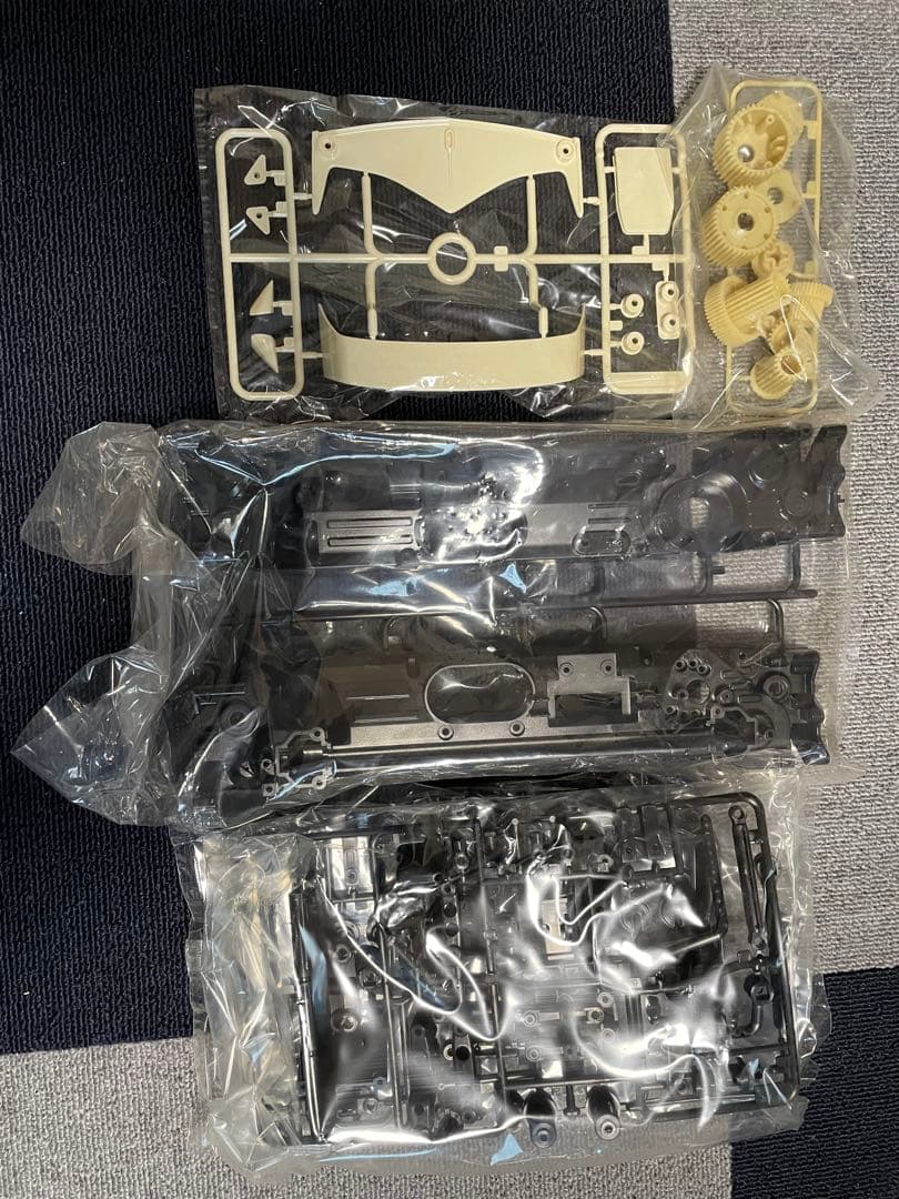 タミヤ 1/10電動RC 三菱ランエボ4 モンテカルロ仕様TL-01