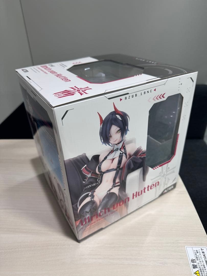 限定特典付　アズールレーン ウルリッヒ・フォン・フッテン フィギュア　アルター