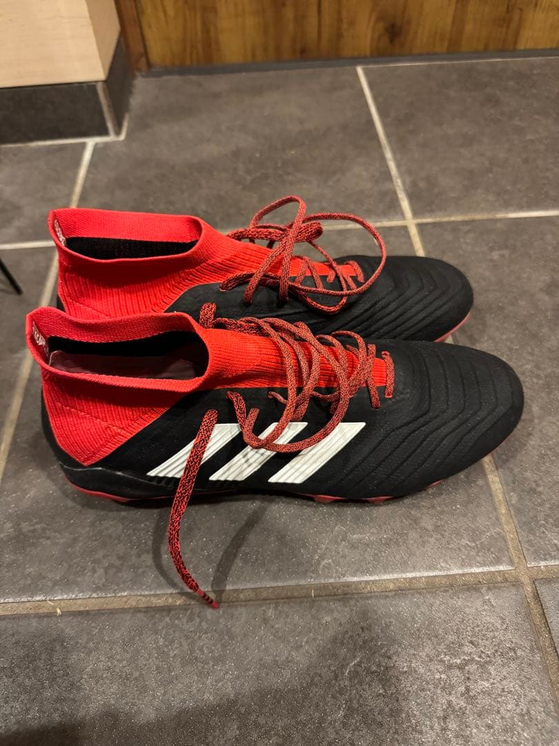 アディダス プレデター 18.1 FG/AG 25.5cm サッカースパイク
