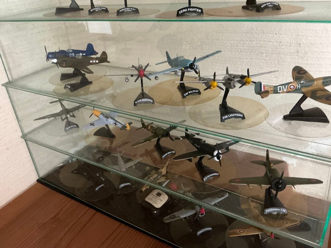 デルプラド33機　説明書　美品と思いますが説明書汚れあり、引き渡し限定となります