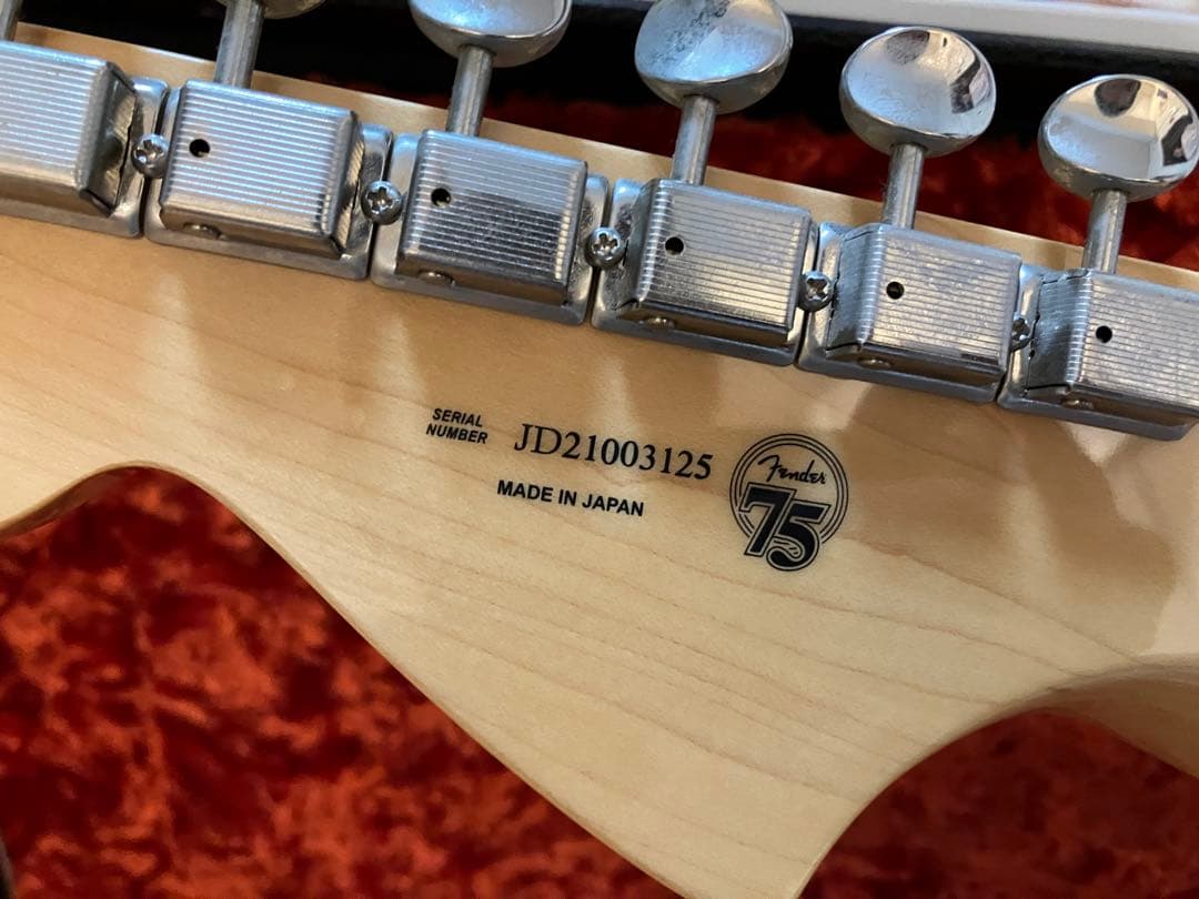 Fender JAPAN TRADNLⅡ 60S JAGUAR