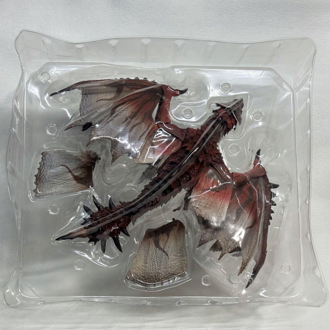 S.H.MonsterArts リオレウス　モンスターハンター　モンスターアーツ