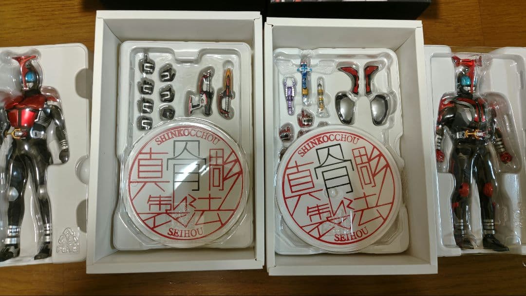 真骨彫 仮面ライダーカブト ライダーフォーム＆ハイパーフォームセット