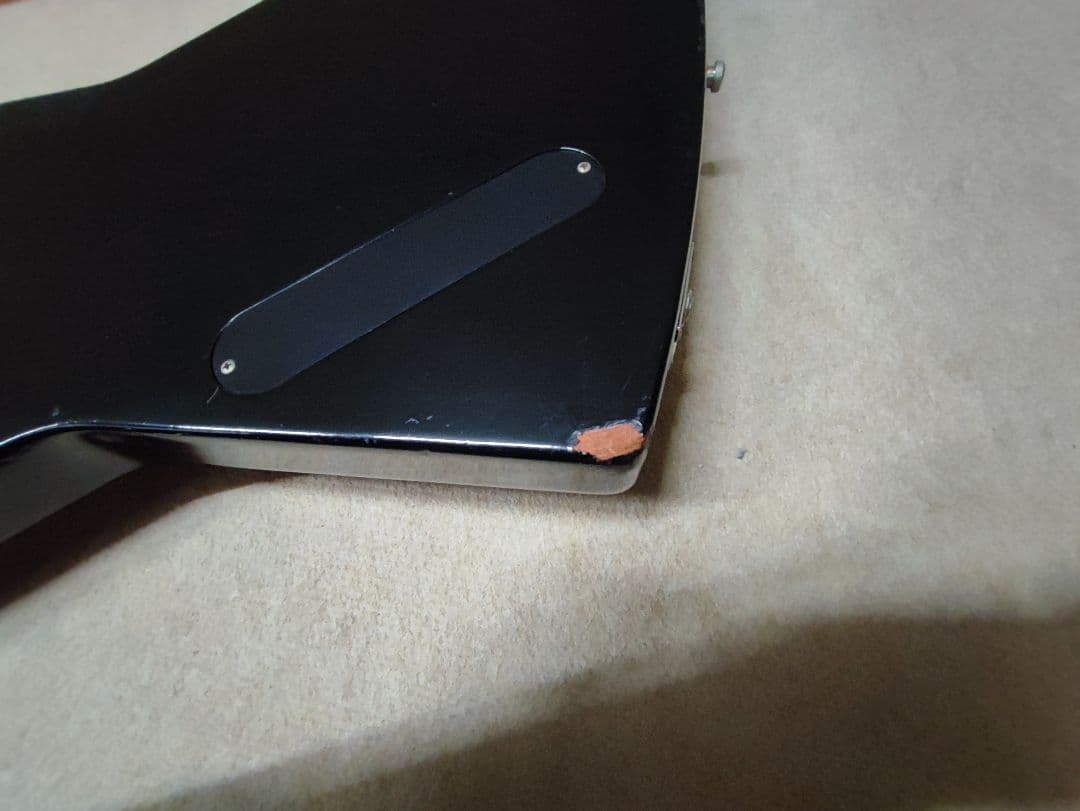 2006年製 Gibson EXPLORER 76/EB ハードケース付き