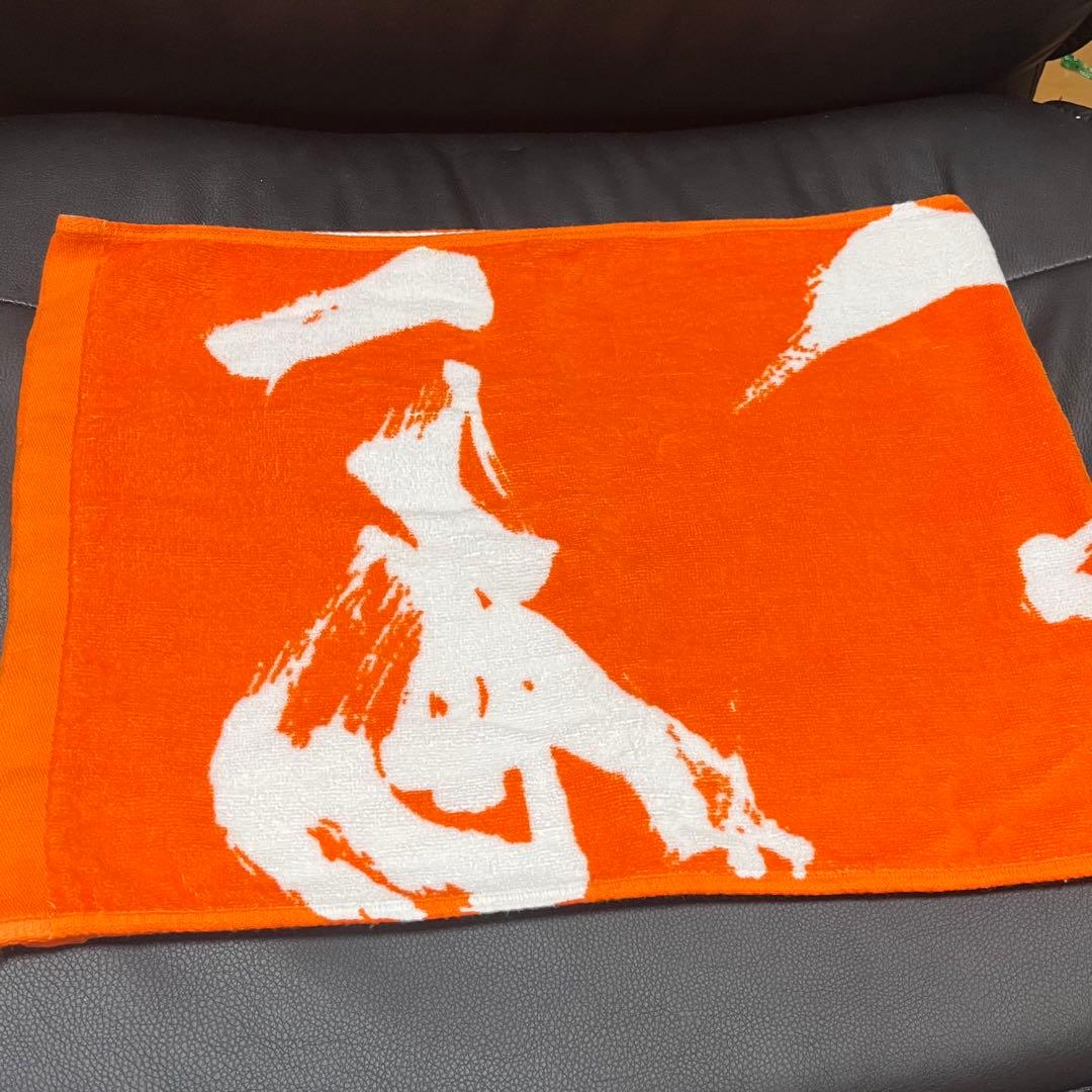 優里 ダイナミックロゴタオル オレンジ　ゆーりんち