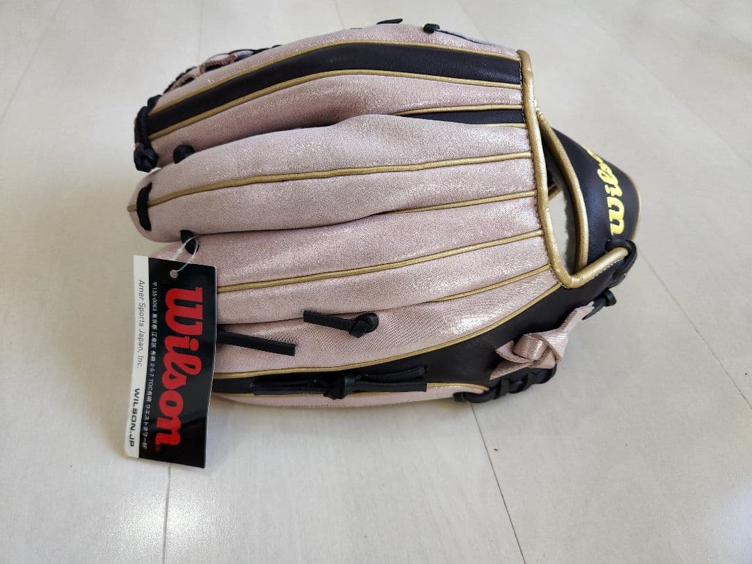 Wilson 軟式グローブ ピンク/黒 未使用タグ付き
