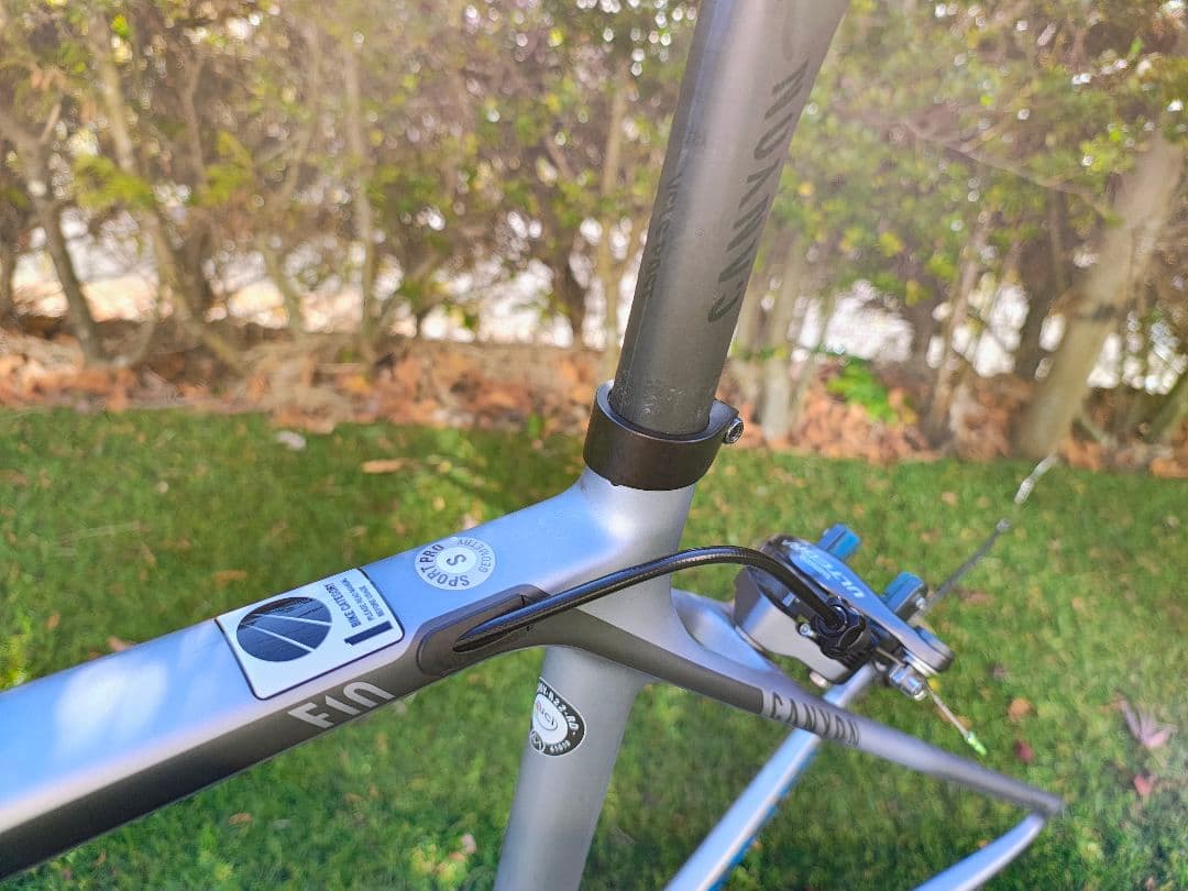 CANYON Ultimate CF SL F10フレーム ステム付属