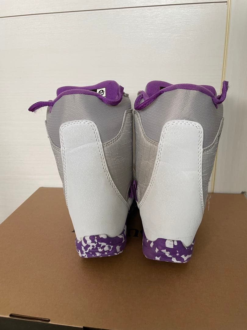 バートン　キッズ　スノーボード　グロム　ブーツ　BURTON