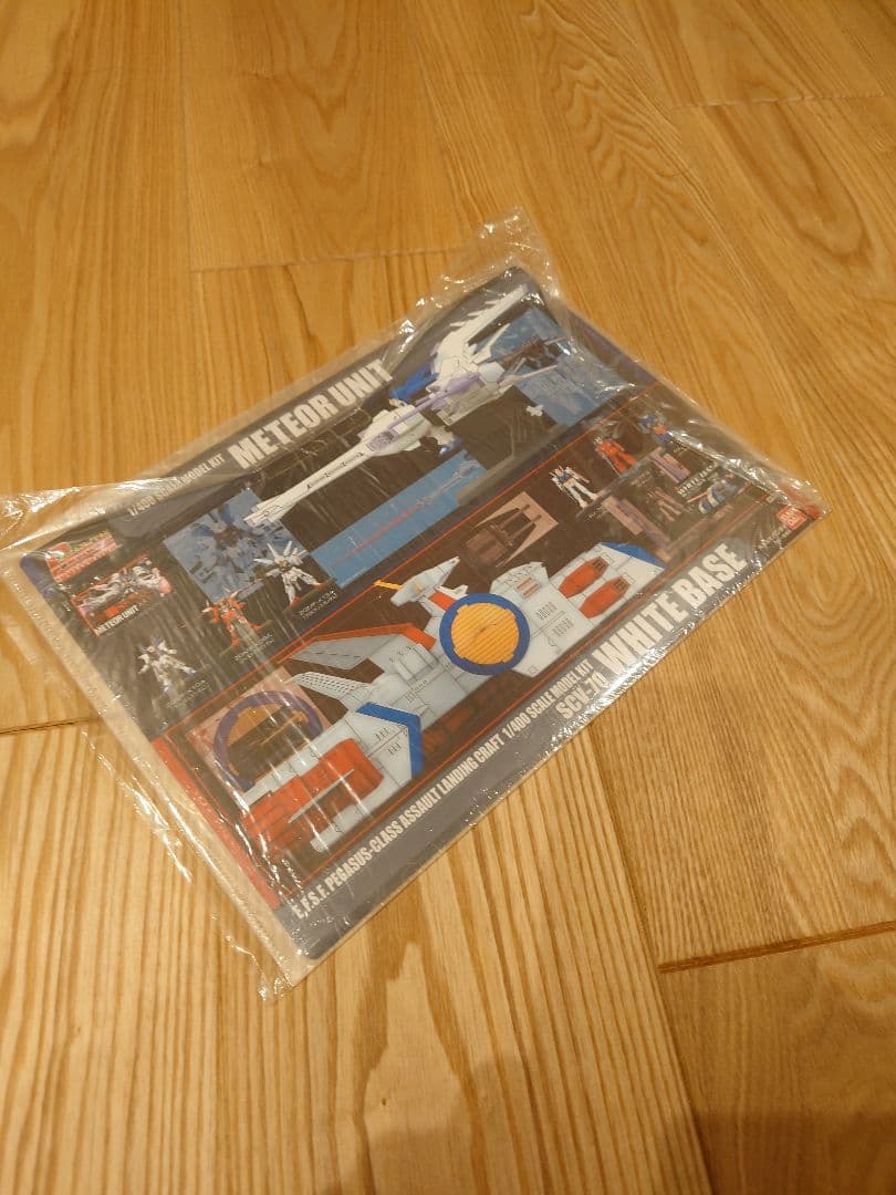 1/400 ホワイトベース　ガンダムコレクション の 豪華おまけ付き！