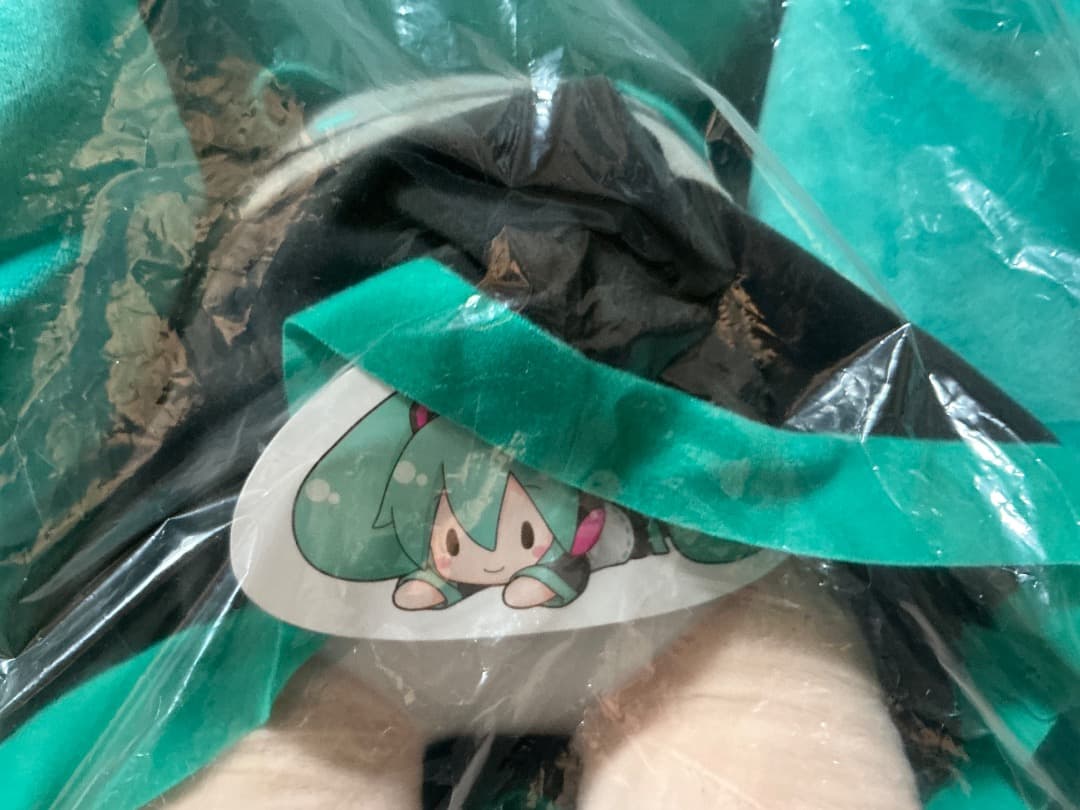 初音ミク 寝そべり 特大ぬいぐるみ