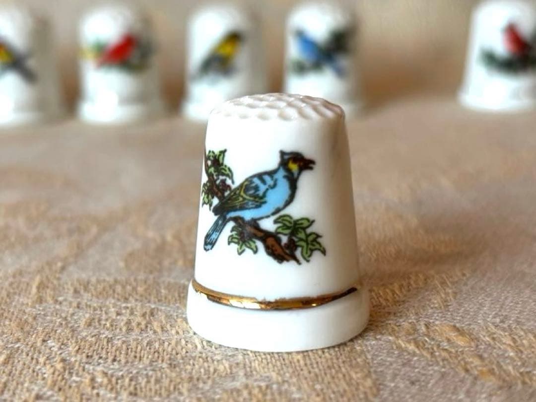 お買い得！陶磁器製 鳥と花のシンブル（指貫）11個セット