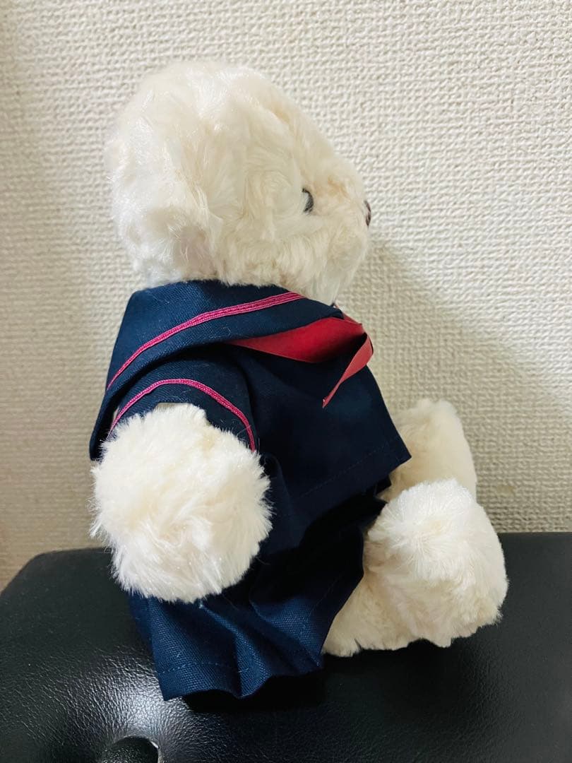 セーラー服の白いクマのぬいぐるみ　テディベア