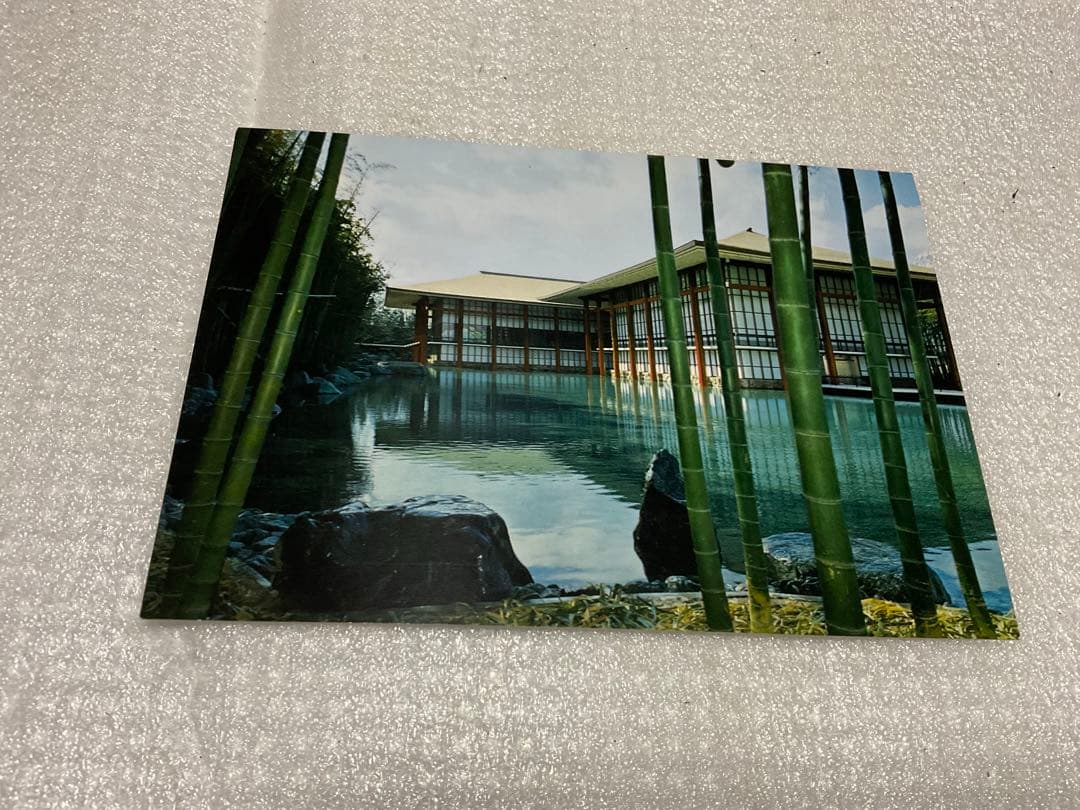 1970年／大阪万国博覧会・開催記念絵葉書。32枚入り【美品　昭和レトロ】。