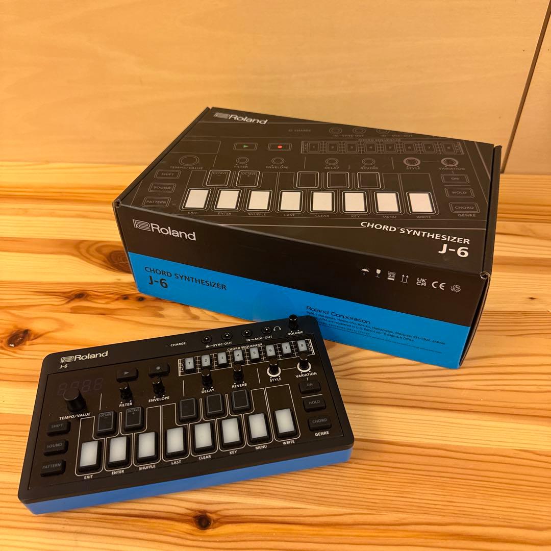 Roland J-6 コードシンセサイザー
